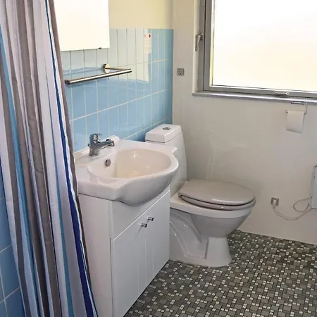 2 Bedroom Awesome In Tranekaer Dom wakacyjny